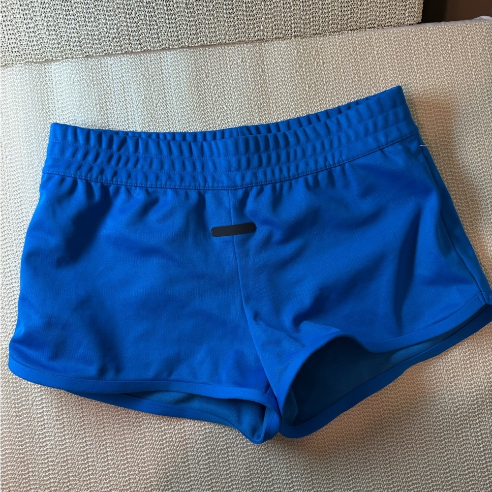 FEAR OF GOD ATHLETICS ADIDAS WOMENS TRICOT
SHORTS M